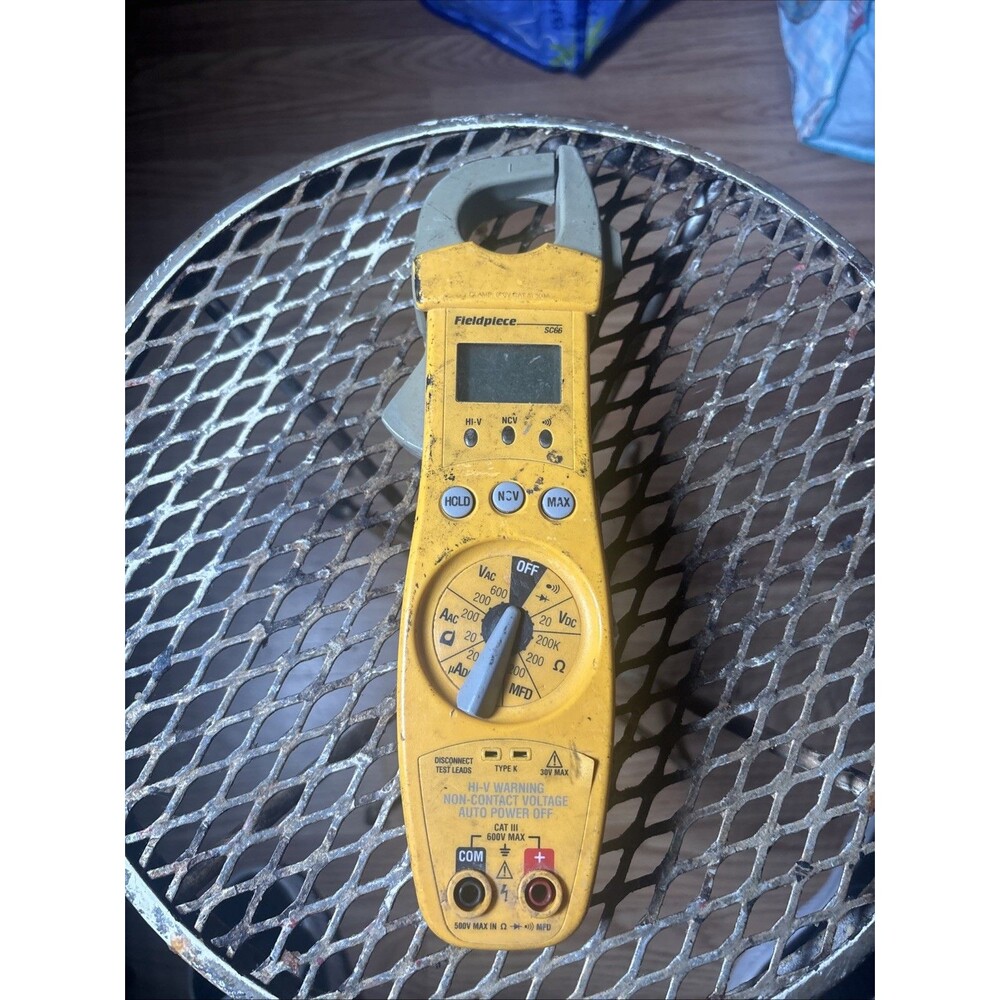 Fieldpiece SC66 CAT III Clamp Meter Digital Multimeter Not Fully Tested Turns On